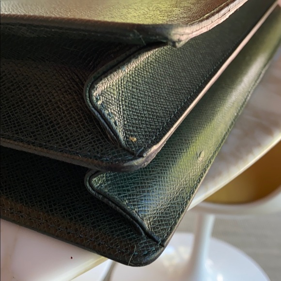 LV Briefcase - Picture 3 of 6